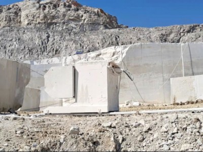 贵州木纹石矿山图4