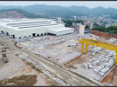 广西枫叶红荒料图5