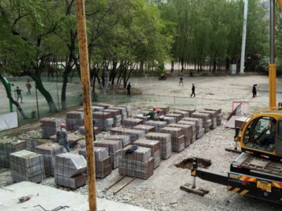 老矿印度红荒料批发/条板批发图3