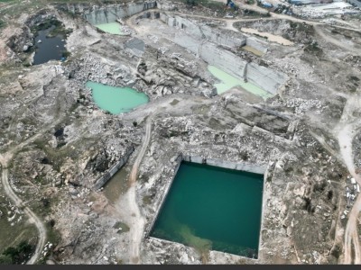 锦州白麻荒料直供（矿山直销）图6