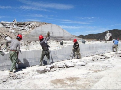 新疆乐泰石业（厂矿一体）欢迎合作图3